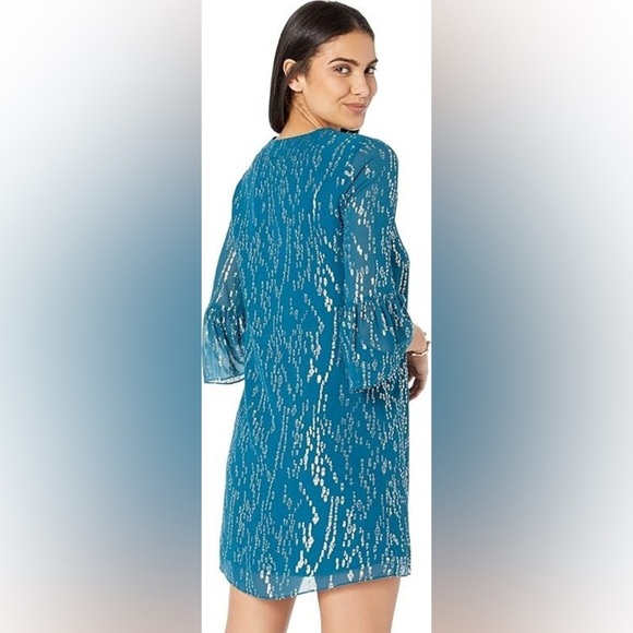 EUC Lilly Pulitzer Elenora Silk Dress Inky Tidal Fish Clip Chiffon medium - Picture 2 of 7